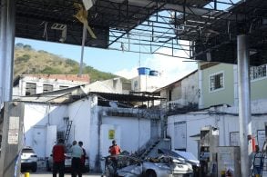 peugeot explode ao abastecer com gnv tomaz silva abr