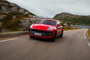 porsche macan gts 2022 vermelho movimento