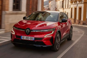 renault megane e tech electric 1