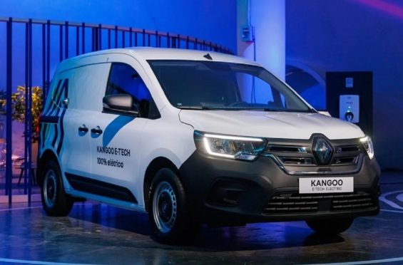 renault kangoo e tech em exposic 1200x800 1