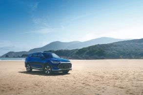 byd song plus hibrido azul frente