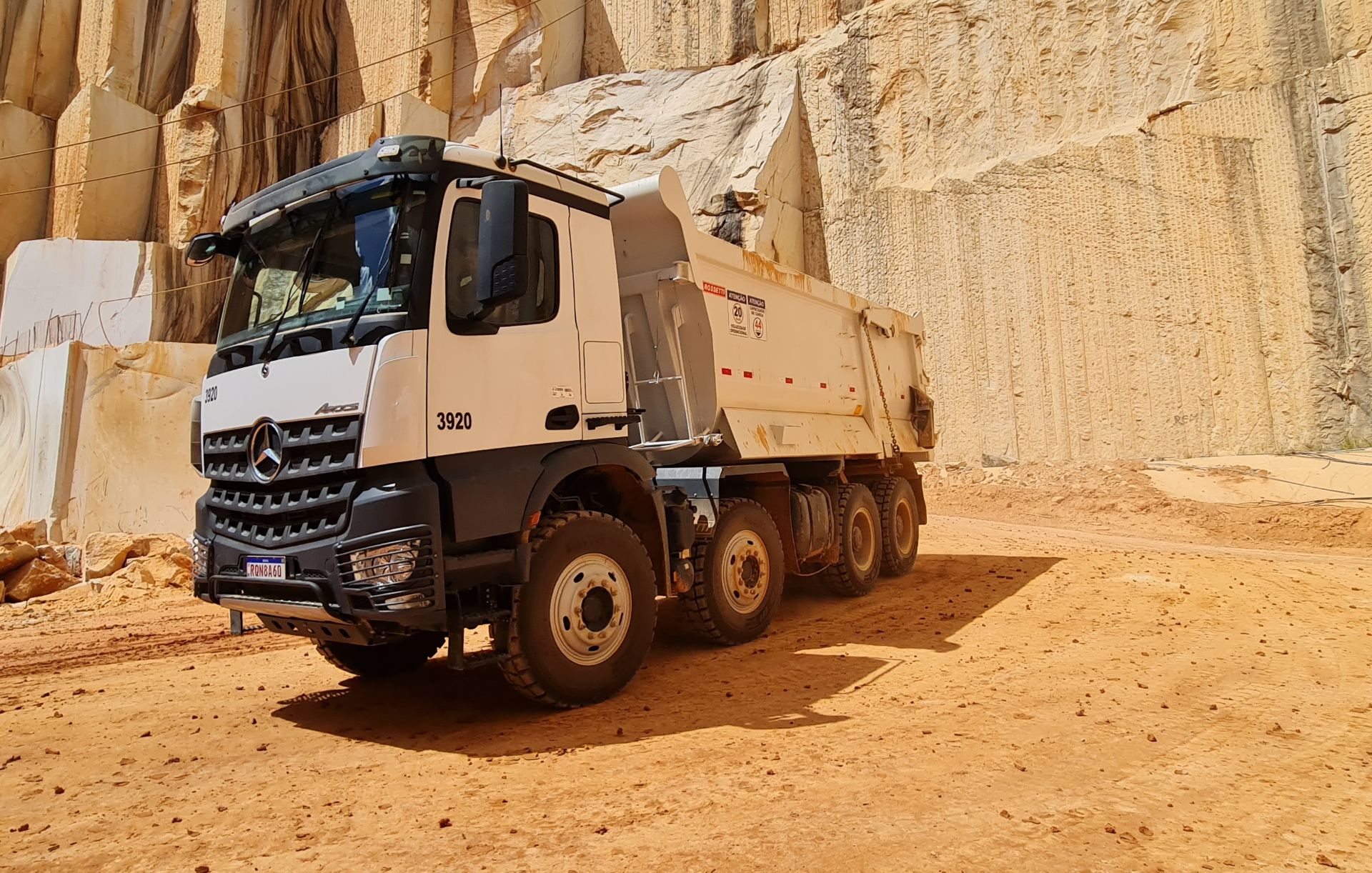 Conheça o Scania R900 Kivara, o caminhão africano com mais de 900 cv