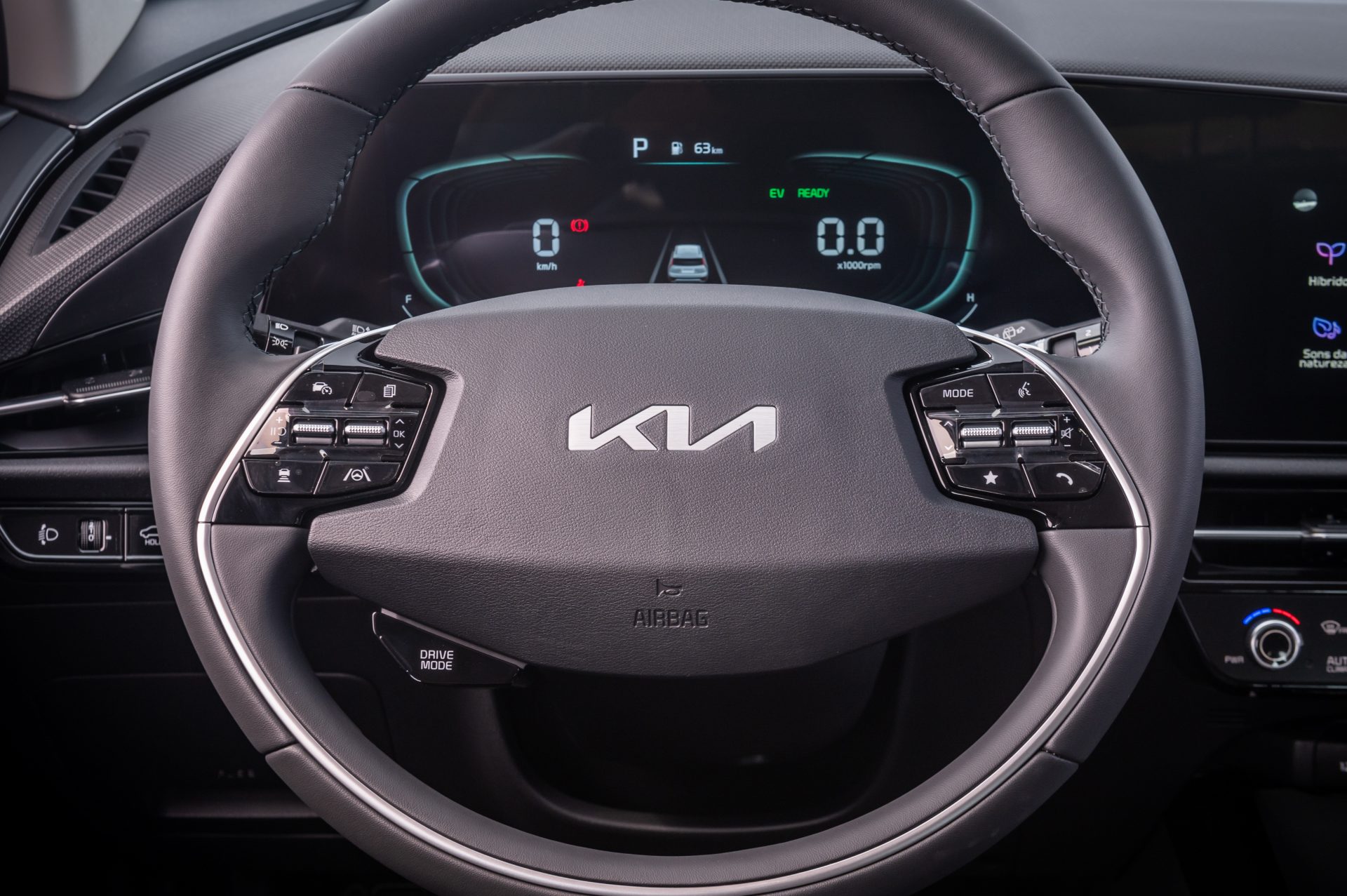 kia niro 23