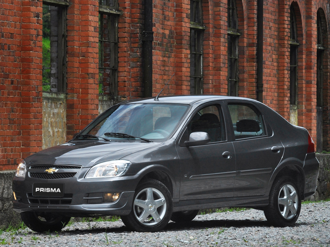 chevrolet prisma 2011 cinza frente