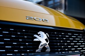 Peugeot 208 supera vendas