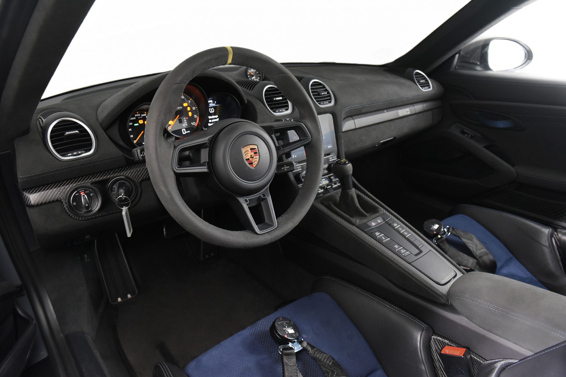 Porsche 718 Cayman GT4 RS Anda R pido At Com lastro Extra