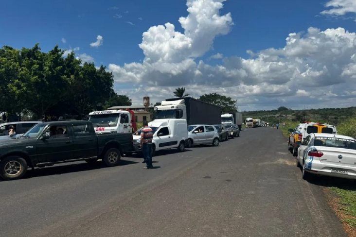 interdicao rodovias minas gerais