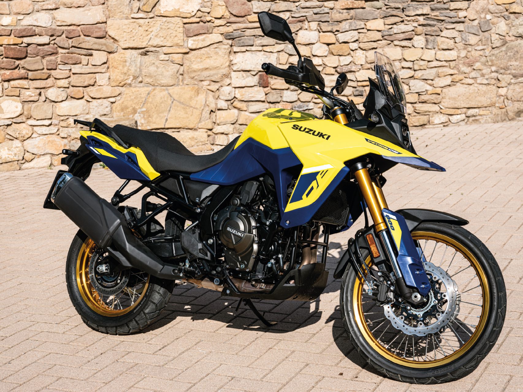 Suzuki lança motocicletas GSX-8S e V-Strom 800DE: um modelo em dois