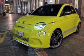 novo abarth 500 eletrico esportivo 1