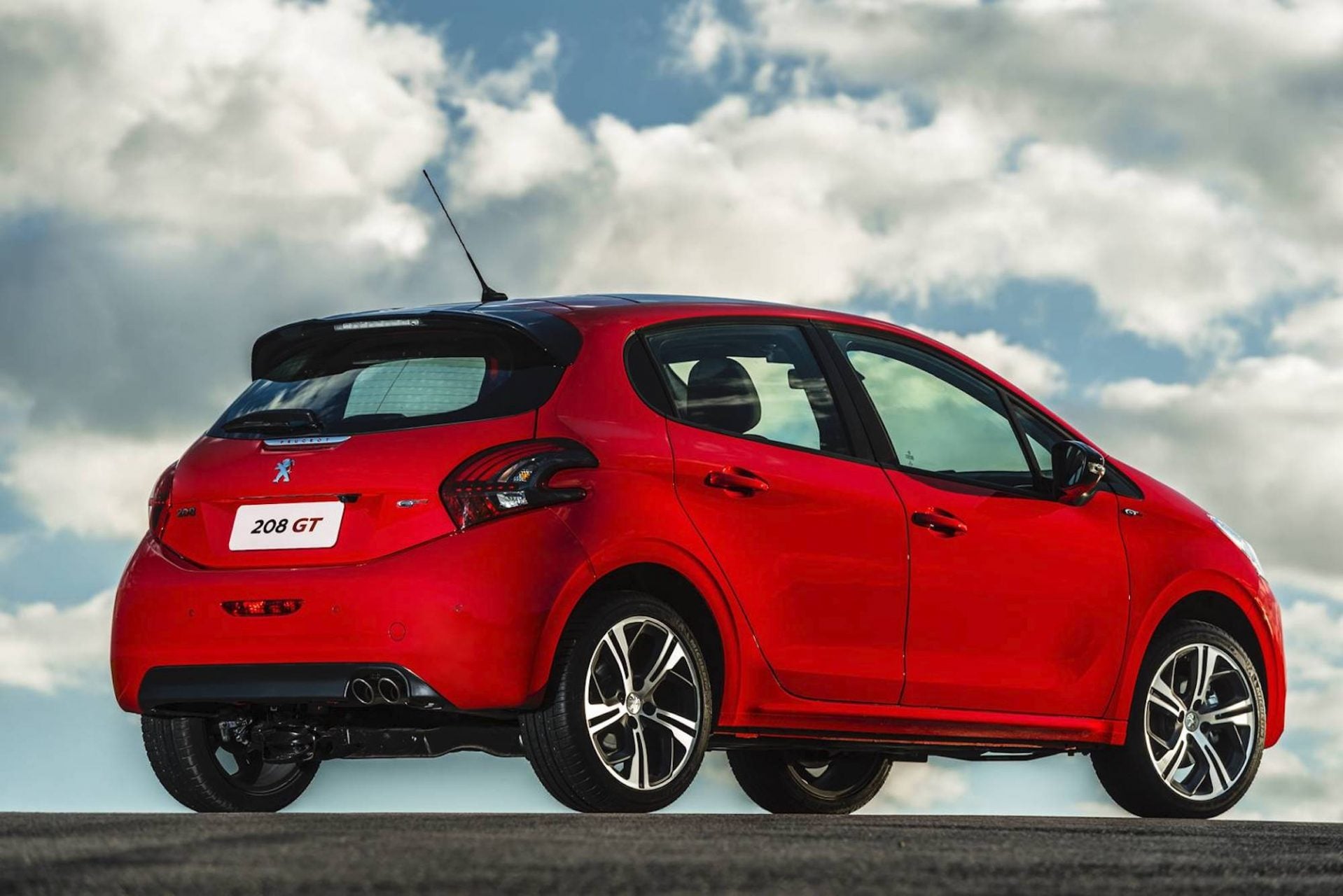 peugeot 208 gt divulgacao