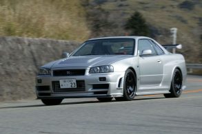 nismo nissan skyline r34 gtr z tune 2005 frente movimento cinza