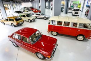 garagem vw fabrica anchieta acervo com kombi fusca quatro portas