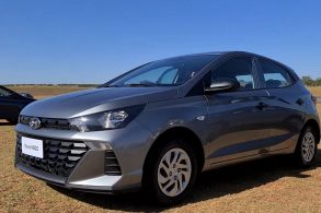 hyundai hb20 sense 2023 prata tres quartos