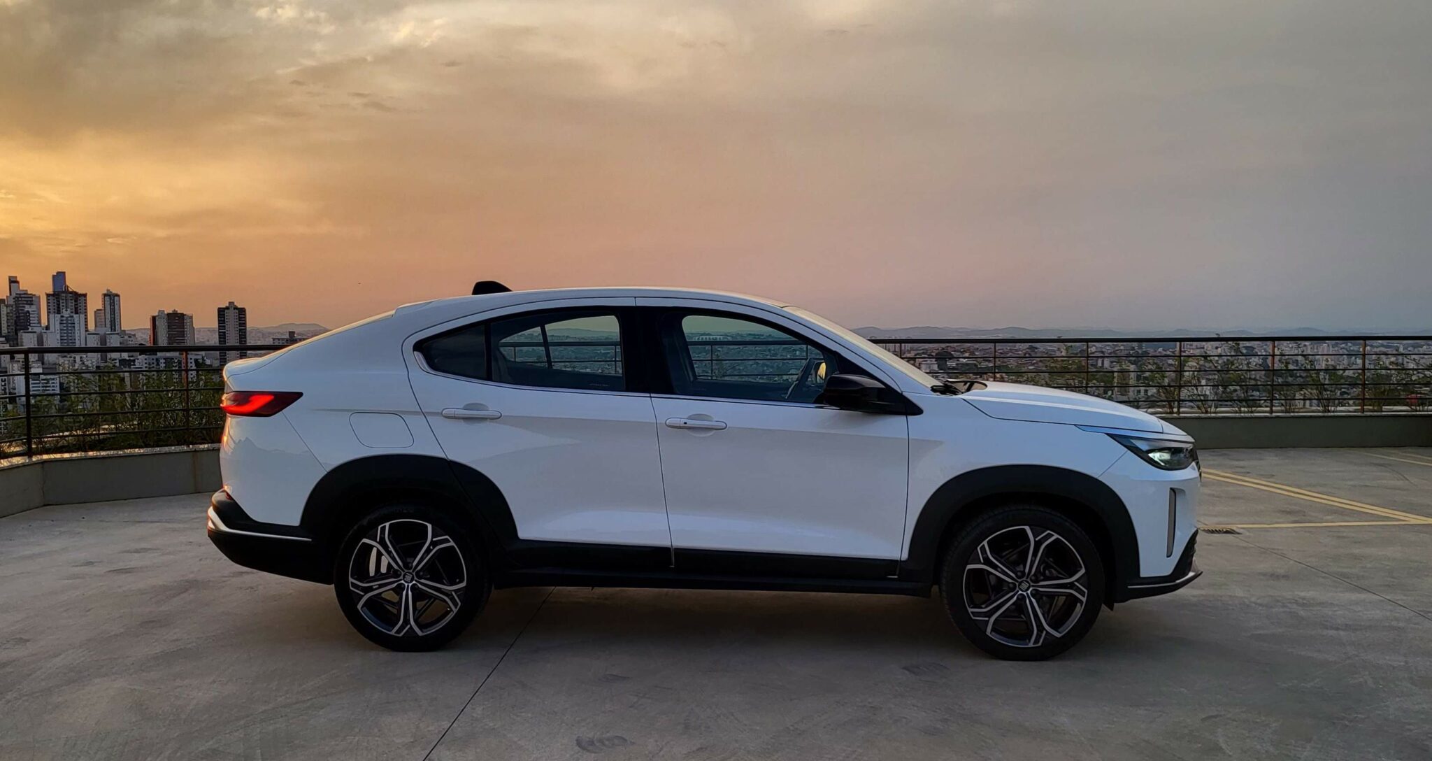 [VÍDEO] Avaliação Fiat Fastback Impetus Turbo 200