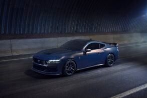 mustang dark horse 05