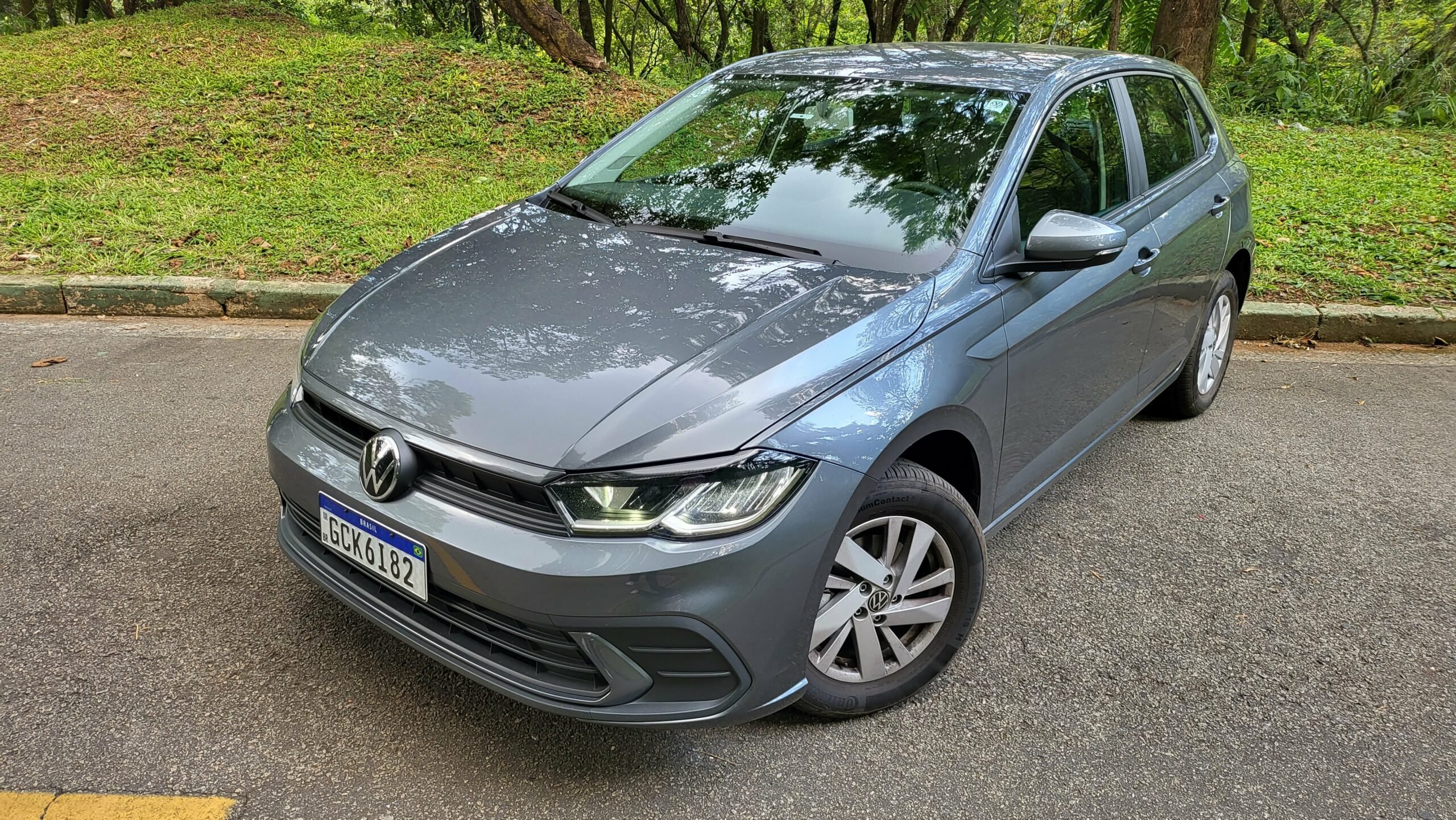 volkswagen polo tsi 2023 prata frente