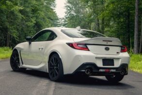toyota gr 86 2022 branco traseira