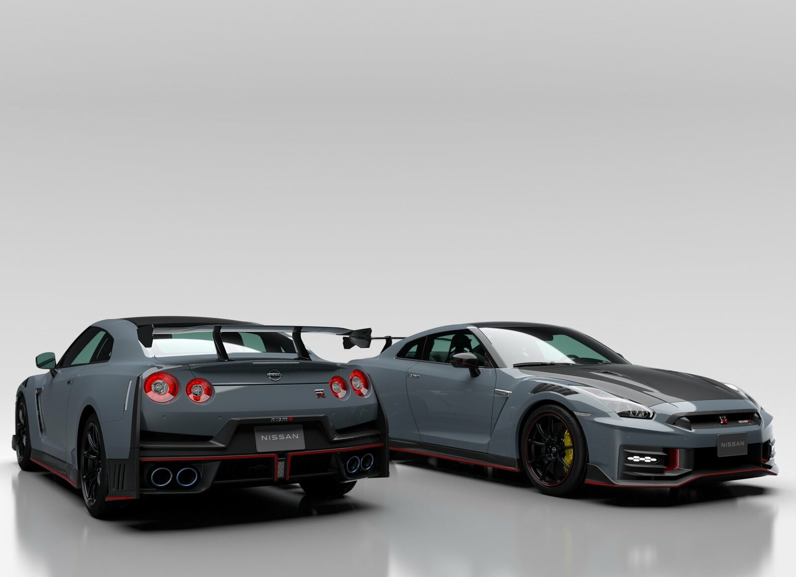 nissan gt r nismo 2024 em dupla frente e traseira