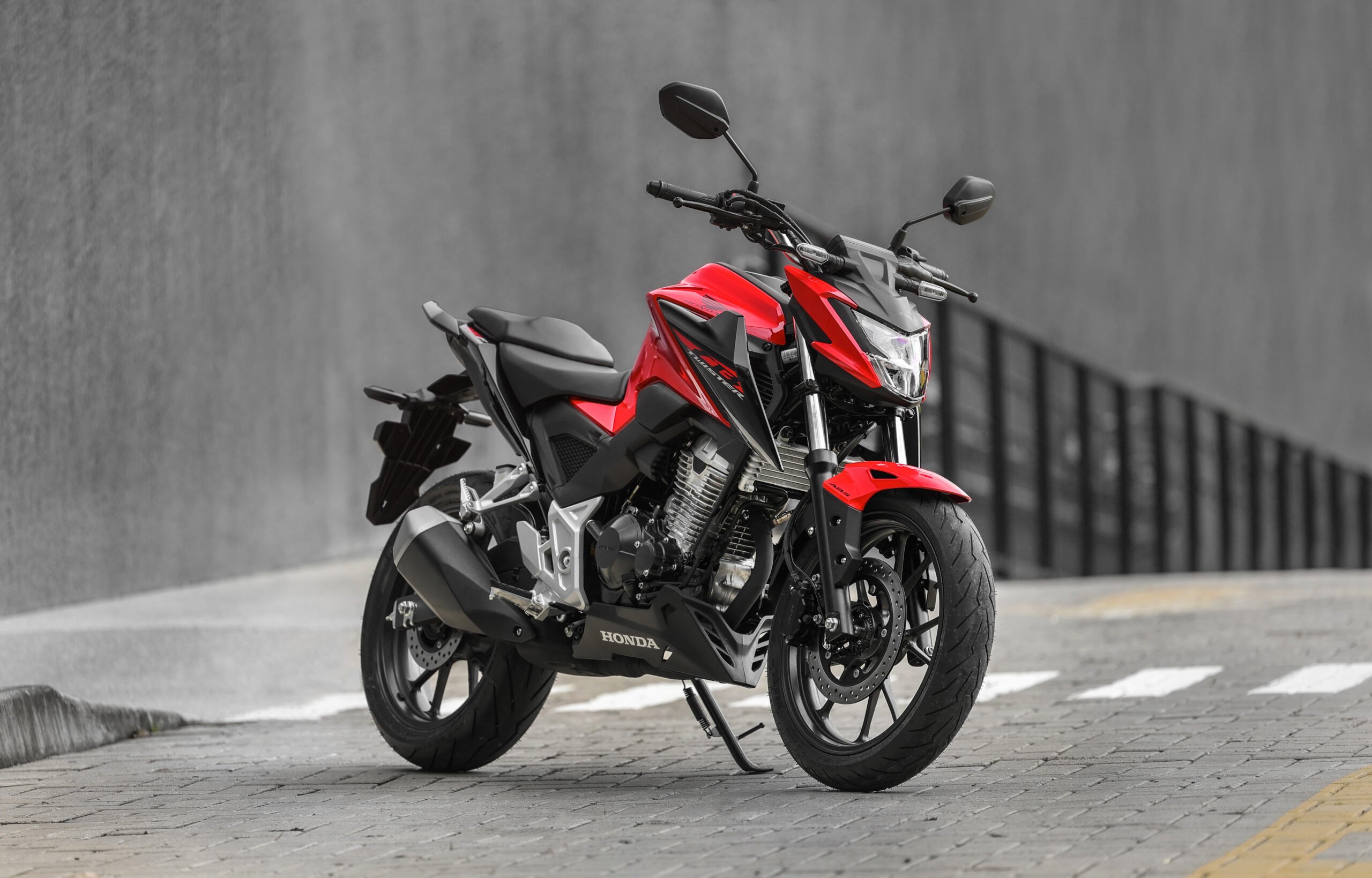 cb300f twister