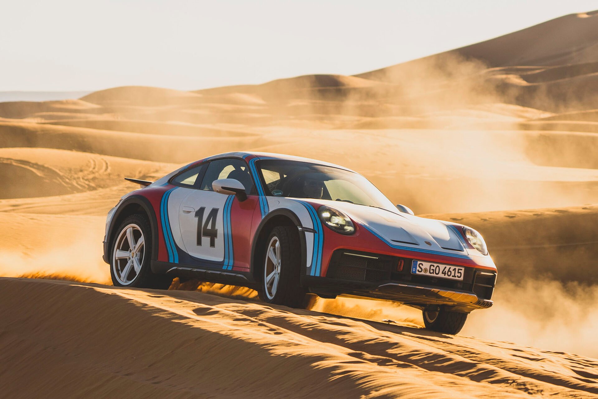 porsche 911 dakar rallye 1978 frente correndo em deserto