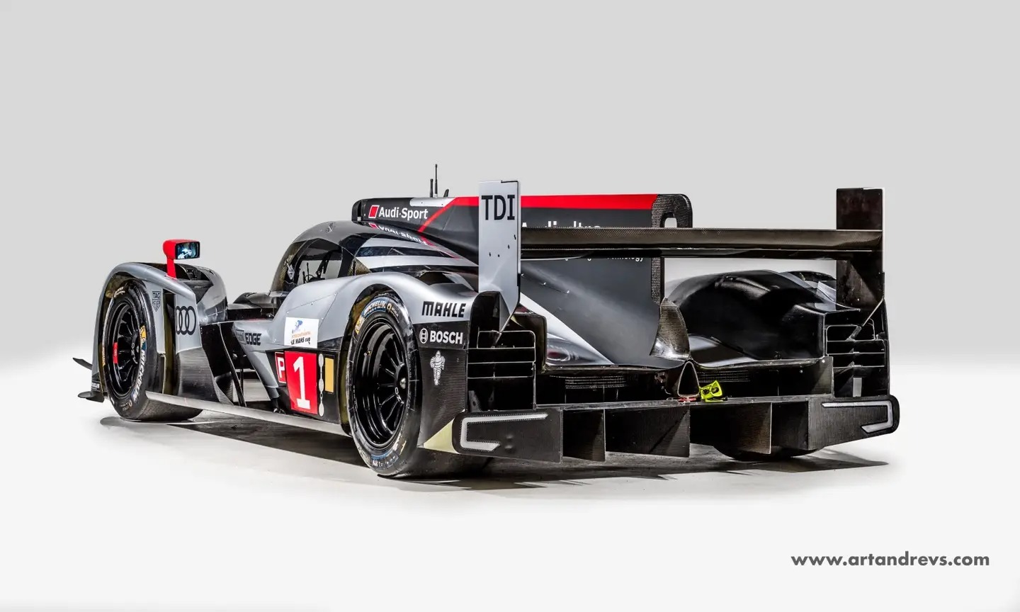 audi r18 24h le mans 2011