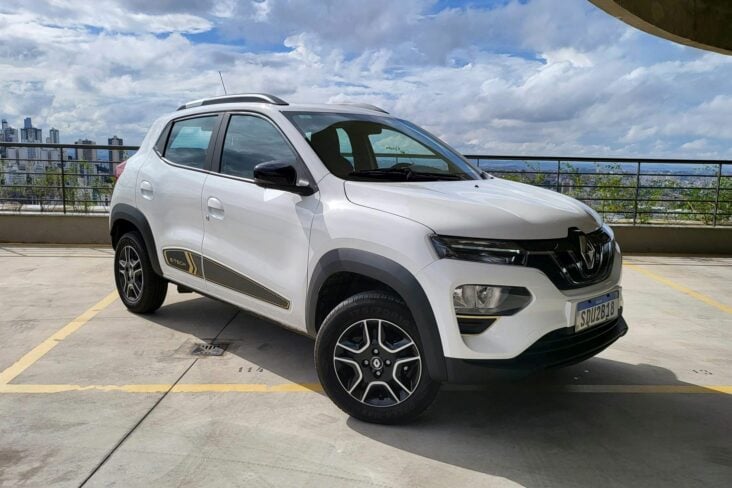 renault kwid e tech 2022 branco frente e lateral marcelo jabulas