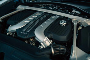 bentley continental gt speed detalhe motor w12