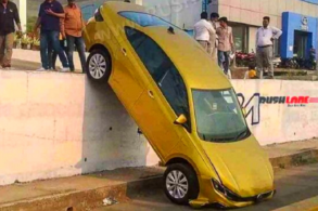 Volkswagen Virtus - VW Virtus cai da mureta saindo da concessionária