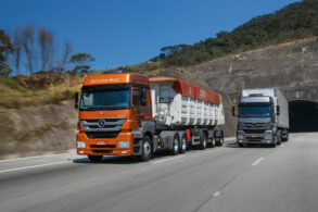 mercedes benz axor pesados