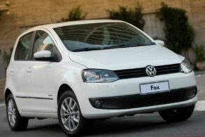 volkswagen fox highline 2014 branco lateral e frente