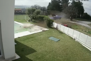 ferrari f12 berlinetta destruida italia portal