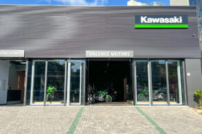 Kawasaki inaugura primeira concessionária com novo conceito em BH