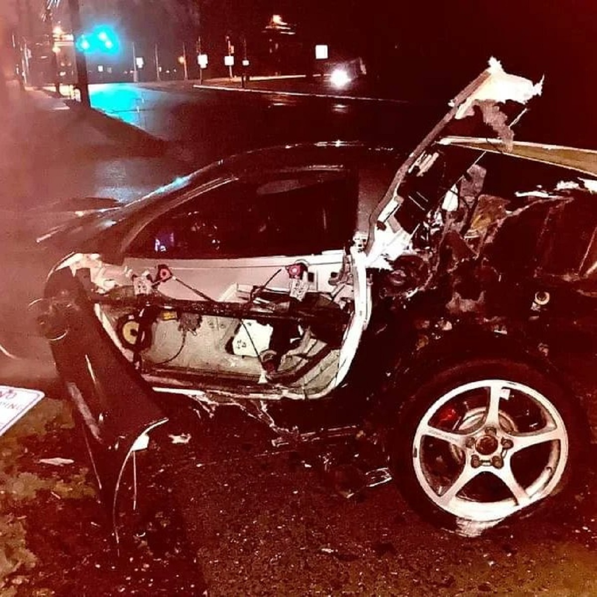 Chevrolet Corvette teve perda total após acidente com o jovem