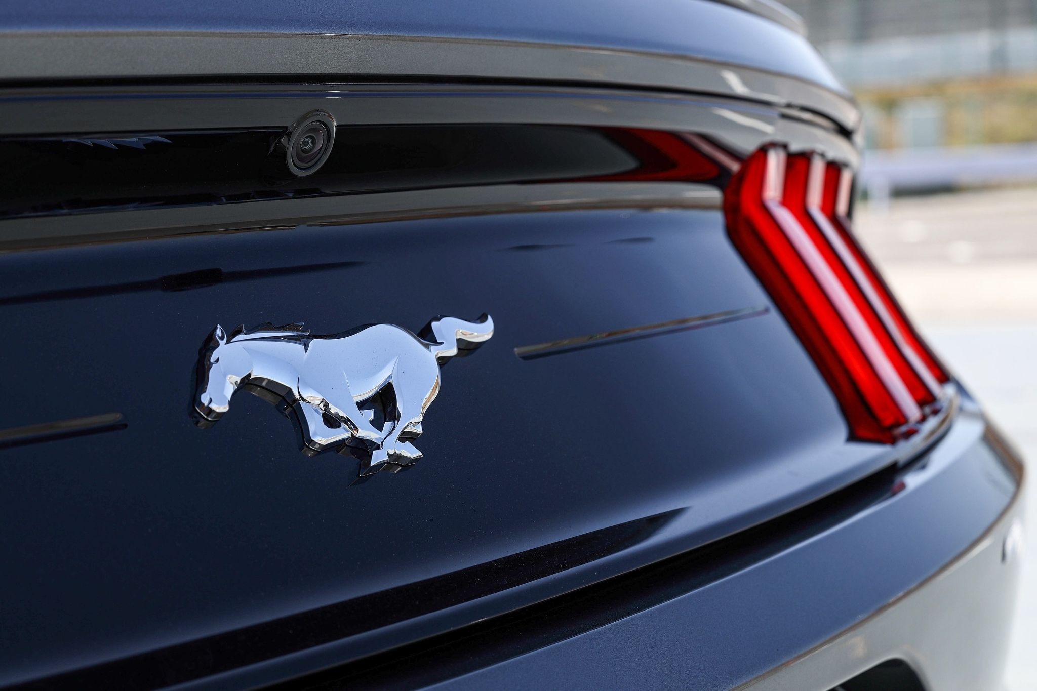Ford Mustang conquista o título de carro esportivo mais vendido do mundo, Brazil, Português