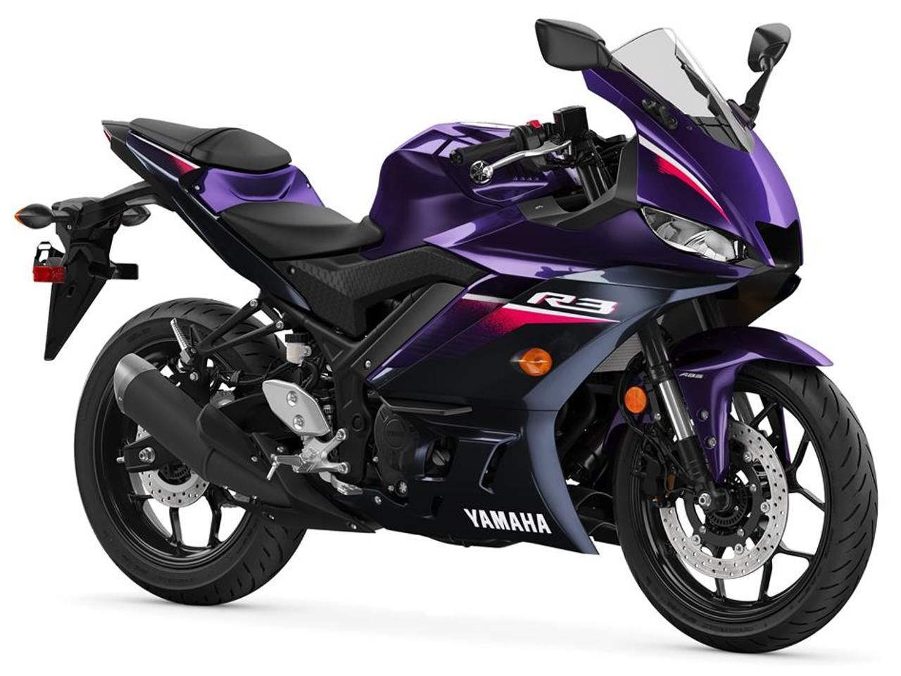 Yamaha R3 2024 modelo recebeu atualizações para a linha 2024