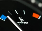 marcador de temperatura do motor ainda frio