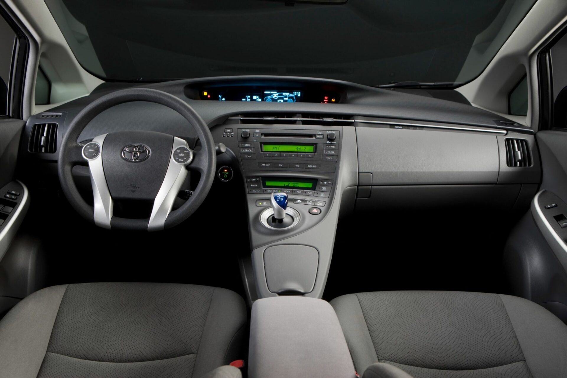 toyota prius 2013 interior painel