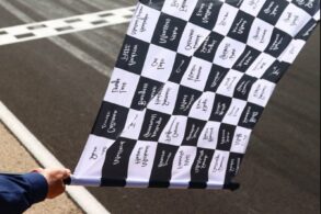 bandeira quadriculada formula 1 com nomes