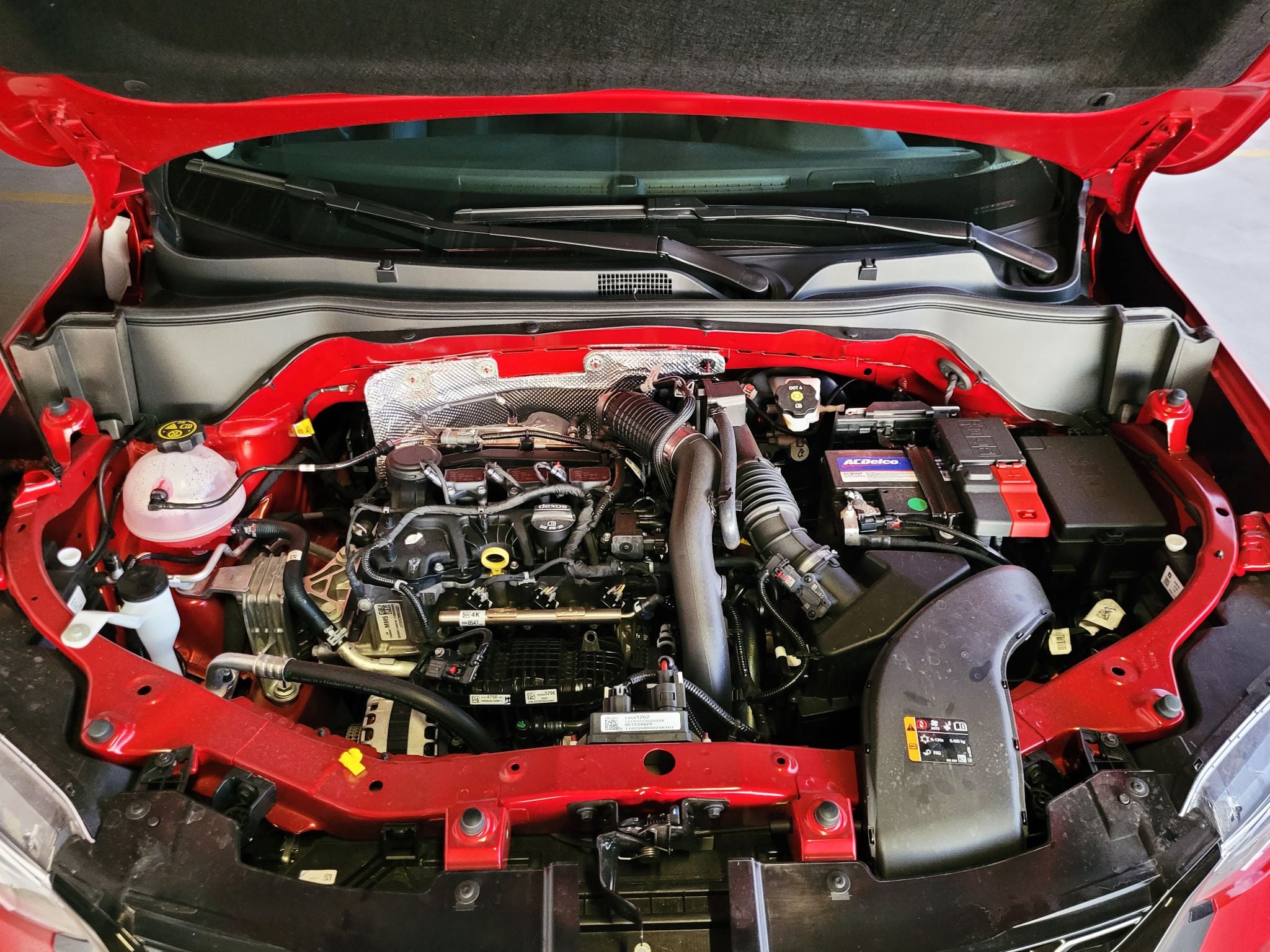 cofre do motor chevrolet tracker rs 2024 1 2 turbo