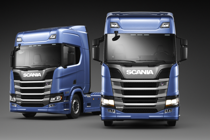 Scania R 450 Azul Modificada em 2023