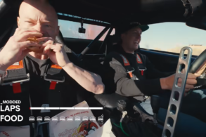 desafio coemr fast food chevrolet corvette c5