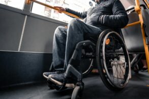pcd cadeirante ônibus