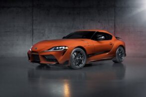 Toyota GR Supra 45 anos aniversario