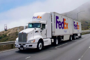 fedex truck 2 1536x1024 1