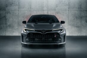 toyota gr corolla dianteira