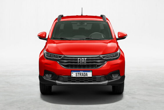 fiat strada volcano 2024 vermelho montecarlo dianteira