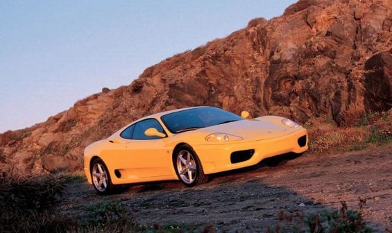 ferrari 360 modena amarela frente e lateral