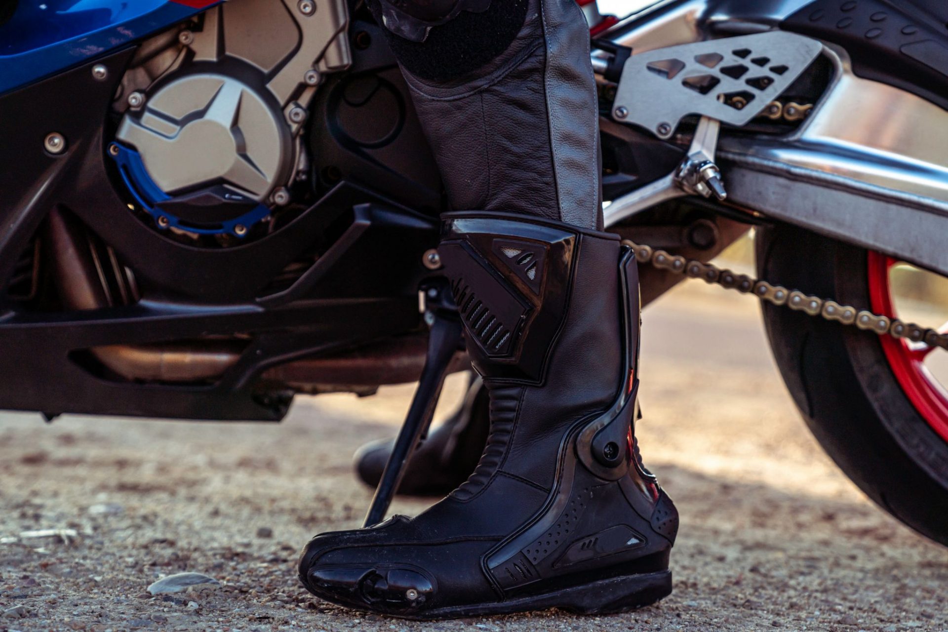 Bota motociclista