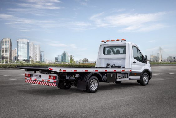 ford transit cabine chassi branco plataforma traseira