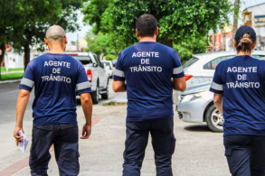 agentes de trânsito